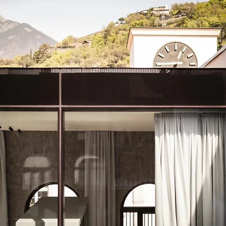 Mynt Apartmanhotel 4*