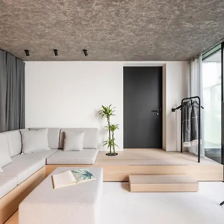 Apartmanhotel Mynt 4*